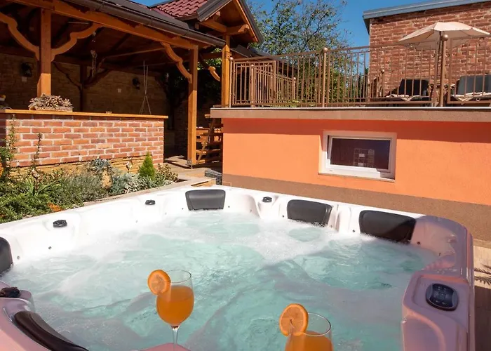 Holiday&Wellness House Grofica